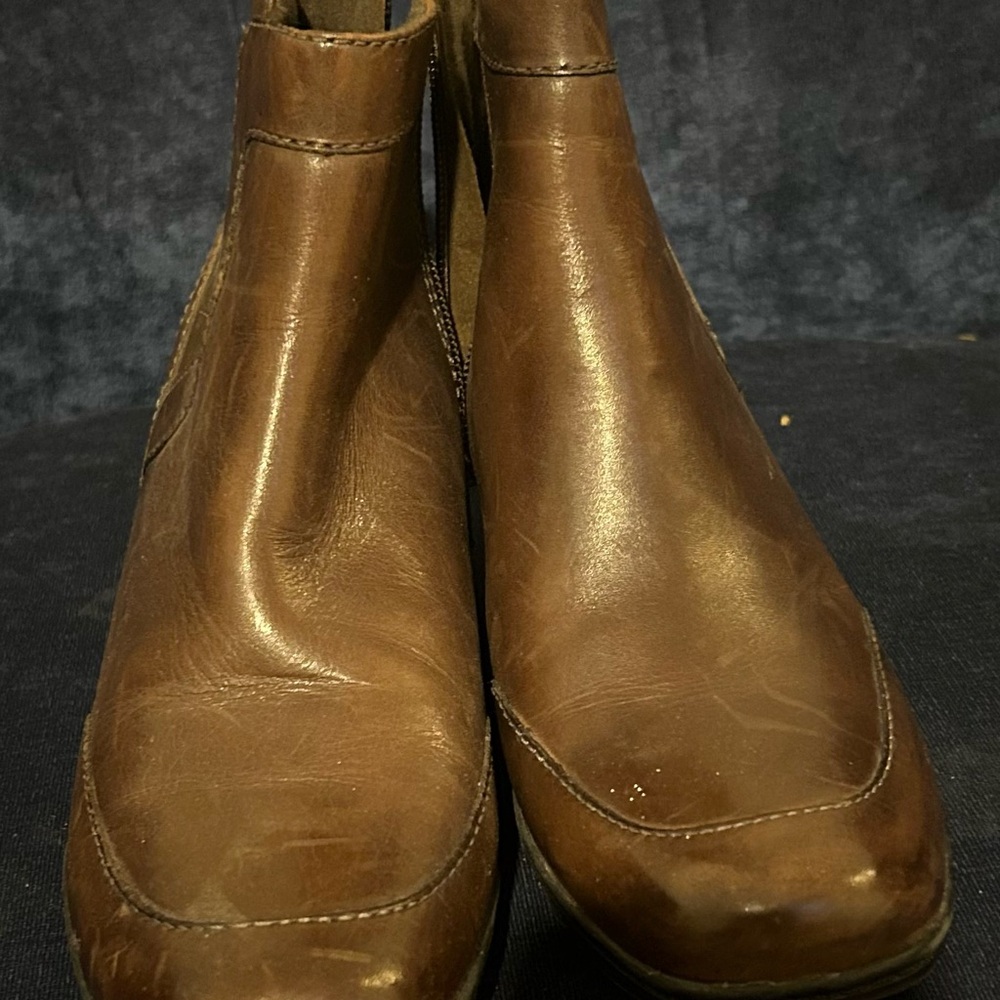 Brown leather ankle boots